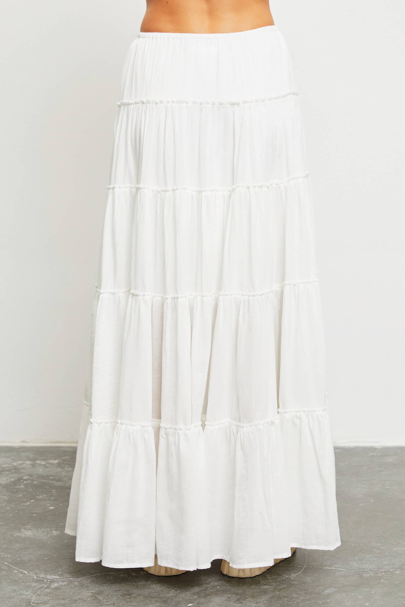 Lola Tiered Maxi Skirt: Off White