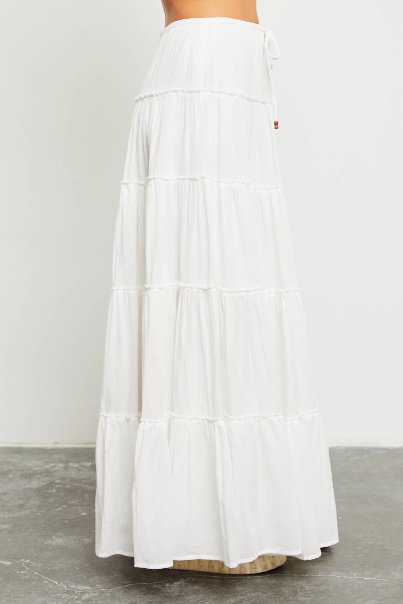 Lola Tiered Maxi Skirt: Off White