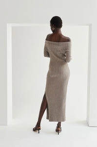 Maxi Dress Sweater off shoulder. Beautiful long sleeve dresses available.